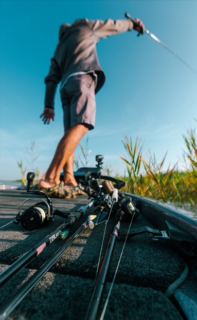 4 TOP-RATED BASS FISHING RODS YOU NEED AROUND THE SPAWN